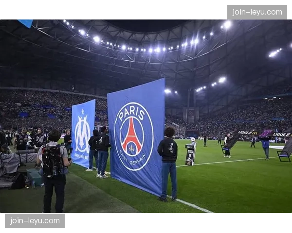 巴黎圣日耳曼确认与市政府商讨球场购买事宜，历史渊源成关键因素